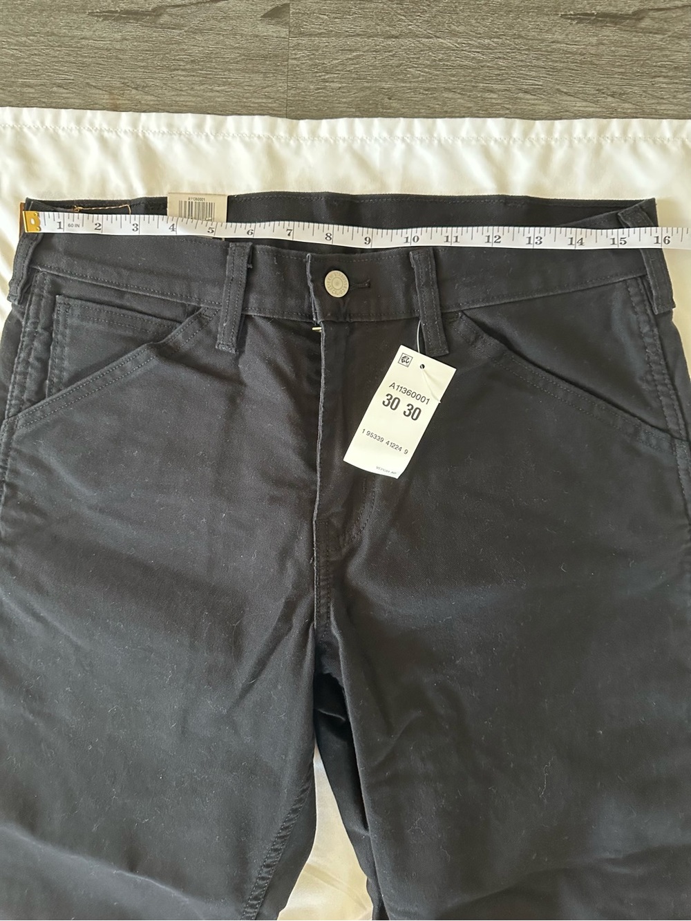 NWT Levi’s Workwear Utility Fit pants - Picture 4 of 5